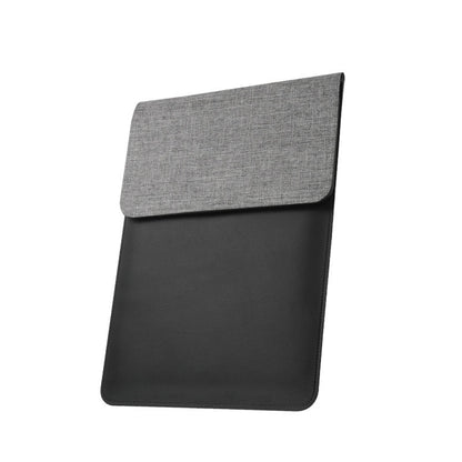 Multi-functional 3-in-1 Magnetic Wireless Charger Bag front view